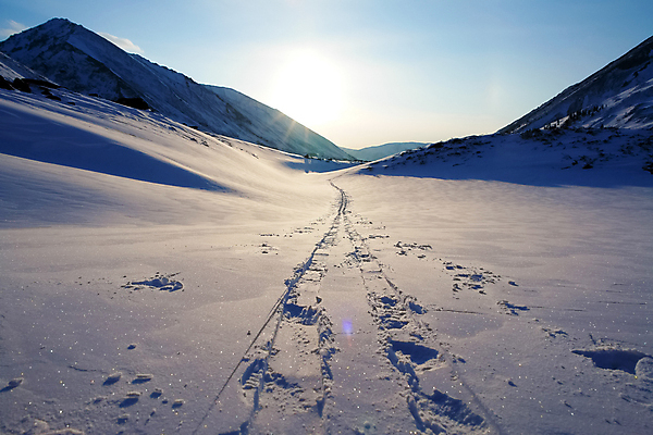포토 JPG 해외이미지 나무 계절 꽃 호수 여행 겨울 자연 하늘 산 파노라마 협상 풍경 사람없음 야외 건물 물 파란색 빛 반사 우주 냉동 얼음 추위 흰색 시골 소나무 숲 12월 서리 러시아 장면 전나무 러시아인 시베리아 눈내림 전경 해외포토 자연요소 서양인 식물 건축물 유럽 컬러 비즈니스 눈_날씨 촬영기법 날짜 생태계 파일형식 탑뷰 이미지허브