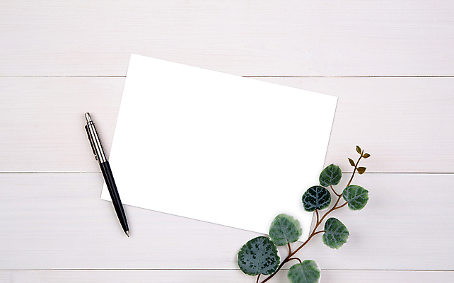 포토 JPG 해외이미지 종이 탁자 프레임 사람없음 펜 책상 흰배경 목업 해외포토 가구 백그라운드 필기구 흰색 파일형식 이미지허브