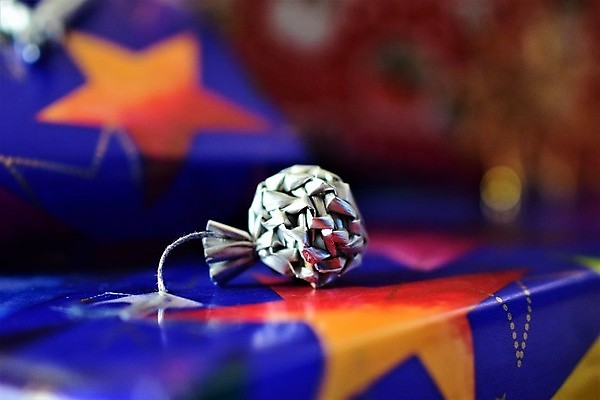 포토 JPG 해외이미지 건강 사람없음 초록색 파란색 상자 알약 약 고통 흰색 입 닫기 질병 약국 준비 예방 처방 안심 돌봄 복용 진통제 해외포토 감정 컬러 의학 모션 육류 신체부위 파일형식 이미지허브