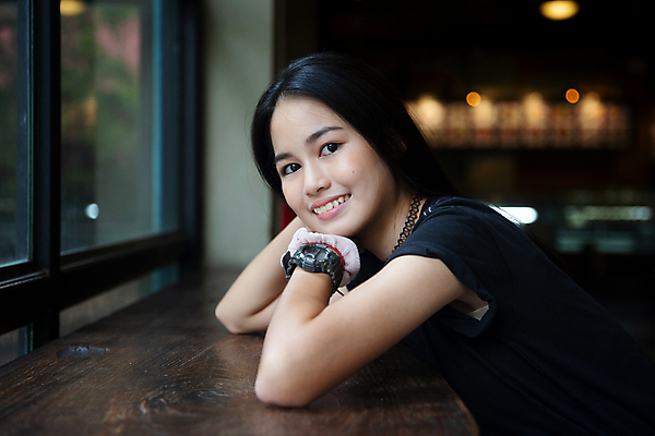 포토 JPG 해외이미지 백인 라이프스타일 긴머리 응시 여자 행복 얼굴 청소년 자연 휴식 표정 한명 미소 웃음 사람 소녀 신체부위 10대 가로 캐주얼 여름 뷰티 유행 활발 기쁨 미녀 만족 사춘기 천진난만 카피스페이스 해외포토 서양인 1 헤어스타일 시선 옷 계절 감정 어린이 컨셉 생활 공백 미인 생태계 파일형식 이미지허브