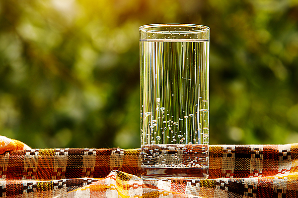 포토 JPG 해외이미지 음료 포즈 백그라운드 다이어트 모션 자연 유리 탁자 건강 사람없음 야외 목재 세로 초록색 물 환경 식당 정원 봄 거품 젖음 흐름 추위 신선 바 투명 액체 4 떨어짐 숲 시원함 갈증 가득함 순수 오브젝트 슛 유리주전자 생태학 해외포토 자연요소 나무 계절 교육 컬러 가구 컨셉 재료 재질 주전자 숫자 상점 생태계 파일형식 이미지허브