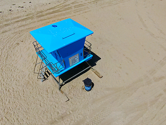 포토 JPG 해외이미지 모래 파도 바다 여행 자연 휴가 안테나 안전 사람 사람없음 야외 물 파란색 햇빛 여행객 일출 탑 맑음 수영 미국 일몰 서핑 선탠 캘리포니아 태평양 감시 서퍼 안전요원 해외포토 자연요소 건축물 컬러 북아메리카 통신 날씨 운동선수 태양 노을 수상스포츠 생태계 파일형식 이미지허브