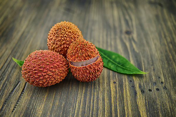 포토 JPG 해외이미지 잎 실내 사람없음 세개 열대과일 리치 나무배경 해외포토 식물 백그라운드 과일 3 내부 파일형식 이미지허브