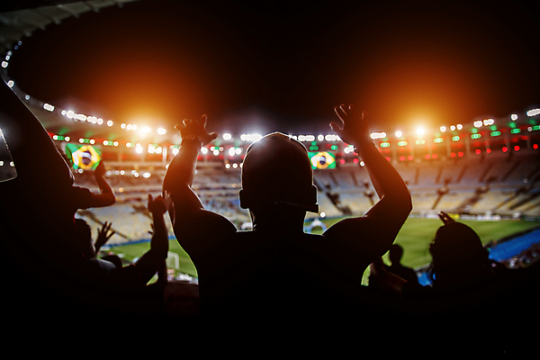 포토 JPG 해외이미지 직업 남자 행복 감정 실루엣 스포츠 포즈 백그라운드 밭 응원 성공 기념 사람 이벤트 경기 사람없음 컵 초록색 검은색 축구 경쟁 경기장 기쁨 유로 게임 관찰 부채 그룹 군중 트로피 손목시계 흥분 쇼 점수 일반 골 지원 챔피언 토너먼트 플레이어 필승 해외포토 식기 시계 컬러 컨셉 돈 농업 장신구 스포츠시설 모션 놀이 촬영기법 구기 우승 상_우승 파일형식 이미지허브