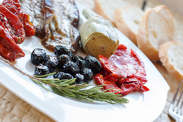 포토 JPG 해외이미지 접시 계절 음식 토마토 파프리카 건강 사람없음 식당 이탈리아 기쁨 샐러드 시골 맛 애피타이저 지중해 올리브 로즈메리 브루스케타 아티초크 전문 채식주의자 토스카나 비건 해외포토 식기 열매 감정 유럽 바다 컨셉 채소 상점 허브 채식 파일형식 이미지허브