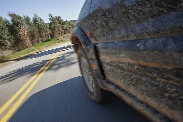 포토 JPG 해외이미지 나무 도로 여행 교통시설 모션 자동차 자연 하늘 거리 사람없음 파란색 운전 고속도로 운전사 속도 진흙 짐차 방법 선로 자동 해외포토 식물 직업 길 육상교통 컬러 교통 시설 생태계 파일형식 이미지허브