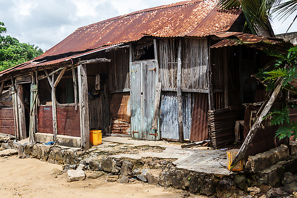 포토 JPG 해외이미지 나무 모래 바다 여행 아프리카 자연 휴가 산 국립공원 풍경 사람없음 목재 물 컬러풀 마을 숲 크루즈 가난 열대우림 시골집 인도양 마다가스카르 보호구역 해외포토 자연요소 식물 공원 나라 컬러 컨셉 배_교통 재료 주택 생태계 구역 파일형식 이미지허브