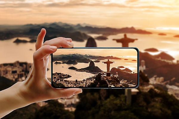 포토 JPG 해외이미지 손 산업 바다 여행 건축양식 하늘 모바일 휴가 사람 사람없음 가로 스마트폰 핸드폰 조각상 카메라 일출 디지털 항구 스크린 고층빌딩 일몰 새벽 손상 도시 예수 보트 정상 야간 주식 발사 그림 해안도시 브라질 스카이라인 브라질사람 해외포토 자연요소 건축 컨셉 배_교통 교통시설 빌딩 신체부위 금융 전자제품 스마트기기 조형물 노을 신_종교 남아메리카 파일형식 이미지허브