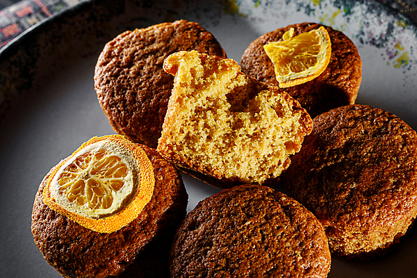 포토 JPG 해외이미지 접시 빵 결혼 오렌지 디저트 주택 건강 사탕 요리 사람 사람없음 장식 케이크 주방 빵집 신선 잡기 레인지 뜨거움 닫기 달콤 맛 아침식사 정상 작음 자르기 컵케이크 먹기 반죽 만들기 머핀 레시피 버터 깨짐 미니 부스러기 페스츄리 핸드메이드 해외포토 식기 음식 컨셉 과일 모션 이벤트 건물 상점 식사 가전제품 크기 파일형식 이미지허브