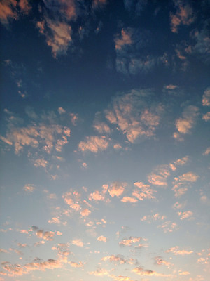 포토 JPG 해외이미지 구름 자연 하늘 아침 사람없음 여름 파란색 빛 태양 봄 광선 분위기 속도 해외포토 주간 자연요소 계절 컬러 컨셉 생태계 파일형식 이미지허브