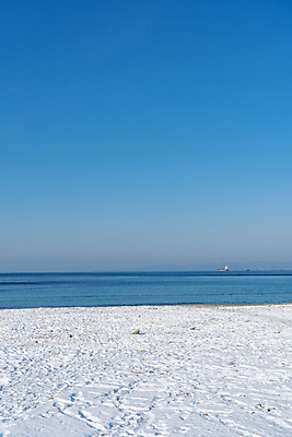 포토 JPG 해외이미지 모양 계절 모래 바다 백그라운드 겨울 풍경 사람없음 물 파란색 빛 얼음 추위 흰색 수면 크리스탈 질감 수평선 해외포토 자연요소 컬러 광석 파일형식 이미지허브