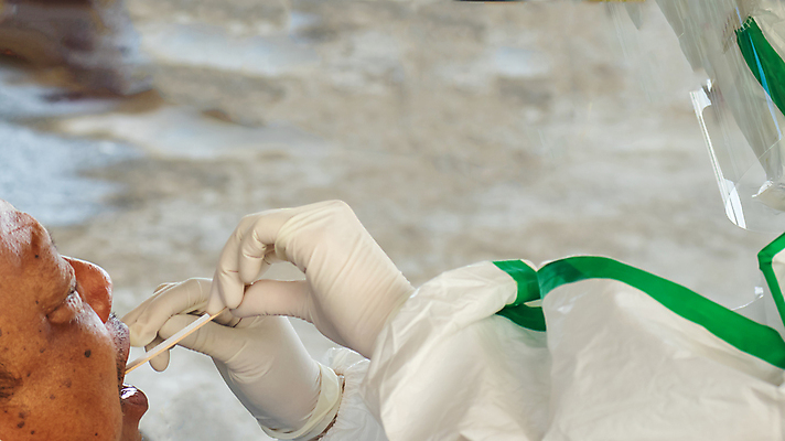 포토 JPG 해외이미지 직업 과학 기술 건강 병원 실험 사람 사람없음 두명 가로 약 고통 시험 환자 간호사 의사 작업 입 수술 기술자 실험실 결과 질병 과학자 분석 코 생물학 미생물 거짓 부정적 신분증 살균 해외포토 교육 감정 컨셉 의학 생물 신체부위 치료 의료진 증명서 학자 파일형식 이미지허브