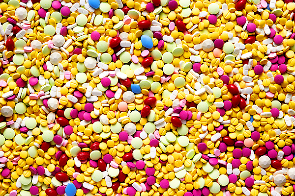 포토 JPG 해외이미지 모양 백그라운드 포장 공 청진기 건강 식이요법 병원 주사기 사람 사람없음 치료 컬러풀 뷰티 알약 약 숟가락 고통 장비 환자 의사 흰색 위험 약국 허브 은박지 패키지 조제 보충 고립 돌봄 마약 블러 치유 항생제 해외포토 식물 감정 컬러 컨셉 의학 의료기기 모션 수저 의료진 만들기 파일형식 이미지허브