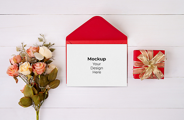 포토 JPG 해외이미지 꽃 종이 탁자 프레임 선물 사람없음 책상 흰배경 목업 해외포토 식물 가구 백그라운드 흰색 파일형식 이미지허브