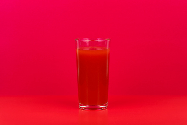 포토 JPG 해외이미지 스튜디오촬영 그릇 음료 다이어트 토마토 채소 유리 탁자 건강 사람없음 가로 빨간색 컬러풀 주스 마시기 신선 칵테일 액체 혈액 맛 아침식사 시원함 가득함 오브젝트 상쾌 유기농 날것 유리그릇 건강식 내추럴 고립 스무디 영양분 채식주의자 카피스페이스 디톡스 해외포토 식기 웰빙 감정 음식 컬러 가구 컨셉 모션 재질 주류 실내 식사 공백 채식 파일형식 이미지허브