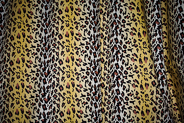 포토 JPG 해외이미지 디자인 백그라운드 추상 미술 이벤트 사람없음 내부 장식 검은색 콘서트 공연 무대 직물 커튼 오픈 발표 클래식 고급 우아함 영화관 극장 질감 쇼 스포트라이트 연극 벨벳 해외포토 컬러 컨셉 무늬 문화예술 실크 파일형식 이미지허브