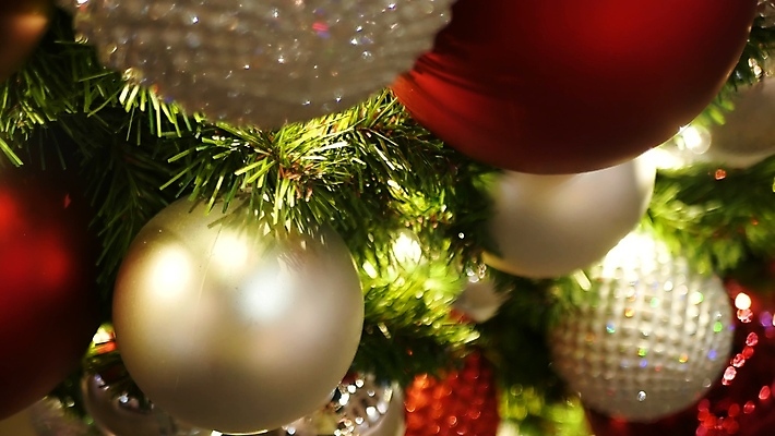 포토 JPG 해외이미지 나무 디자인 백그라운드 크리스마스 패턴 공 휴가 불꽃 전등 조명 요정 사람없음 장식 빨간색 초록색 빛 컬러풀 축제 화환 활발 장식볼 수확 축하 원형 황금 고급 우아함 은색 저녁 소프트포커스 복고 보케 부드러움 해피뉴이어 마법 강렬 블러 여의주 완벽 해외포토 도형 식물 기념일 꽃 컬러 컨셉 무늬 농업 불 촬영기법 새해인사 감각 야간 파일형식 이미지허브