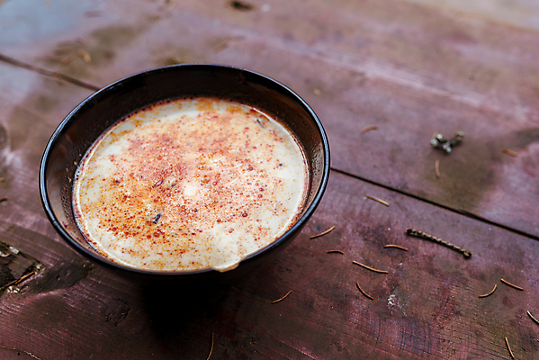 포토 JPG 해외이미지 전통 식기 유럽 음식 요리 사람없음 숟가락 식사 뜨거움 도자기 사발 수프 건강식 동유럽 점심식사 발칸반도 불가리아 해외포토 나라 수저 사기그릇 파일형식 남유럽 이미지허브