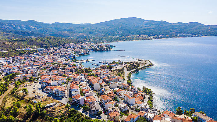 포토 JPG 해외이미지 계절 바다 여행 자연 하늘 아침 휴가 주택 파노라마 사람없음 야외 건물 물 마을 항구 그리스 흐림 해외포토 주간 자연요소 건축물 유럽 교통시설 날씨 촬영기법 생태계 파일형식 이미지허브