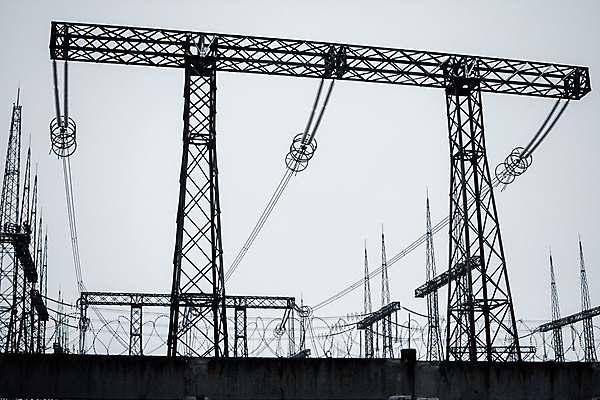포토 JPG 해외이미지 식물 산업 선 컨셉 하늘 사람없음 파란색 환경 탑 금속 힘 장비 발전기 에너지 역 위험 전염 철사 볼트 시스템 봉 철탑 공학 세대 변압기 분배 전압 철강 현재 공급 해외포토 건축물 교육 컬러 교통시설 재질 발전소 공구 질병 감염 파일형식 이미지허브