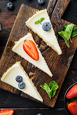 포토 JPG 해외이미지 딸기 디저트 사람없음 케이크 달콤 블루베리 치즈케이크 해외포토 음식 과일 맛 파일형식 이미지허브