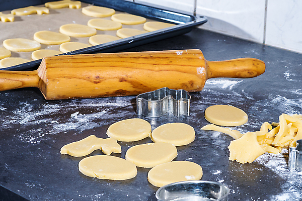 포토 JPG 해외이미지 손 음식 빵 크리스마스 탁자 부활절 주택 피자 요리 사람없음 쿠키 케이크 주방 빵집 굽기 준비 반죽 만들기 롤 레시피 시트 밀가루반죽 제빵사 페스츄리 핸드메이드 해외포토 직업 기념일 가구 모션 디저트 패스트푸드 서양음식 건물 신체부위 상점 구이 파일형식 이미지허브