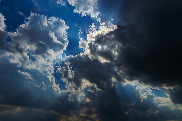 포토 JPG 해외이미지 감정 백그라운드 모션 자연 하늘 바람 날씨 사람없음 야외 가로 파란색 빛 햇빛 태양 일출 맑음 자유 광선 시간 분위기 예측 폭풍 천국 솜털 염원 폭풍우 해외포토 자연요소 컬러 컨셉 노을 비_날씨 자연재해 생태계 파일형식 이미지허브