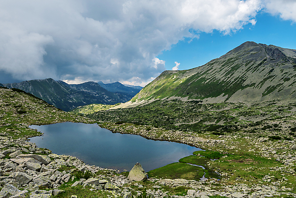 포토 JPG 해외이미지 유럽 호수 여행 백그라운드 자국 자연 휴가 산 파노라마 사람없음 야외 초록색 물 강 태양 환경 계곡 맑음 일몰 등산 하이킹 개울 언덕 루트 불가리아 절정 해외포토 자연요소 나라 컬러 레저 날씨 촬영기법 노을 트래킹 생태계 파일형식 남유럽 이미지허브