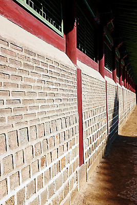 포토 JPG 해외이미지 전통 디자인 외관 아시아 벽 백그라운드 패턴 건축양식 창문 표면 지붕 추상 벽돌 거리 한국 따뜻함 동양인 사람없음 건물 목재 장식 세로 빛 태양 회색 수확 바위 기둥 거친 역사 묘사 질감 복고 정사각형 시멘트 옛날 해외포토 자연요소 도형 나무 건축물 건축 나라 컬러 무늬 농업 재료 인종 돌_바위 파일형식 이미지허브