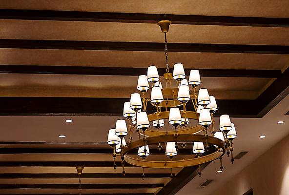 포토 JPG 해외이미지 모양 디자인 백그라운드 패턴 전구 유리 추상 주택 미술 사람없음 내부 장식 빛 뷰티 우주 검은색 어둠 수확 골동품 흰색 램프 화려 황금 클래식 고급 우아함 크리스탈 묘사 오브젝트 복고 샹들리에 빅토리아 옛날 스타일 해외포토 컬러 컨셉 무늬 농업 재질 문화예술 조명 건물 광석 파일형식 이미지허브