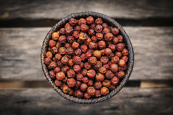 포토 JPG 해외이미지 전통 디자인 건조 동양인 사람없음 목재 빨간색 컬러풀 시골 사발 닫기 향신료 유기농 캄보디아 후추 스타일 해외포토 나무 웰빙 아시아 컬러 재료 모션 인종 사기그릇 향미료 파일형식 이미지허브