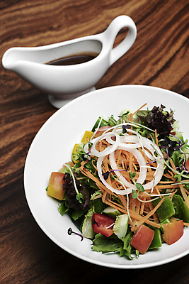 포토 JPG 해외이미지 접시 음식 채소 탁자 건강 사람없음 목재 컬러풀 식당 정원 샐러드 신선 클래식 우아함 혼합 유기농 섞기 채식주의자 비건 해외포토 나무 식기 웰빙 컬러 가구 컨셉 재료 상점 채식 파일형식 이미지허브