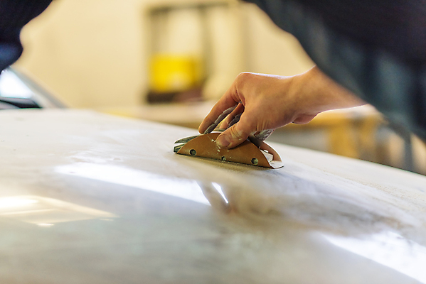 포토 JPG 해외이미지 손 남자 산업 자동차 노동자 사람없음 상점 페인트 손상 업무 작업실 기술자 수리 충돌 사건 서비스 준비 그라인더 정비공 유지 돌봄 자동 차고 해외포토 직업 육상교통 컨셉 모션 사람 신체부위 작업 커피용품 파일형식 이미지허브