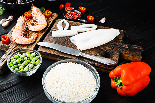 포토 JPG 해외이미지 접시 백그라운드 고추 밥 새우 파프리카 마늘 사람없음 전통음식 나이프 해산물 오징어 완두콩 날것 홍합 나무도마 스페인요리 통후추 파에야 해외포토 전통 식기 음식 채소 어패류 콩 연체동물 도마 서양음식 갑각류 목재 수중동물 스페인 칼 후추 파일형식 이미지허브