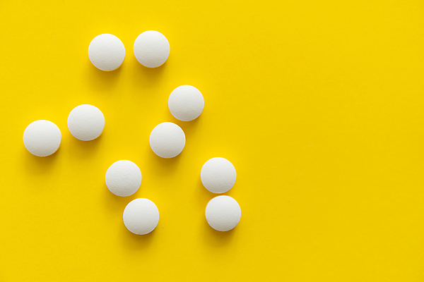 포토 JPG 해외이미지 백그라운드 건강 사람없음 알약 약 노란배경 비타민제 카피스페이스 해외포토 의학 노란색 공백 비타민 파일형식 이미지허브