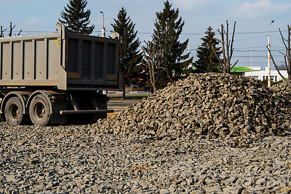 포토 JPG 해외이미지 공원 산업 도로 모래 교통시설 자동차 노동자 사람없음 야외 노란색 환경 기계 장비 화물 업무 바퀴 큼 땅 버리기 발굴 먼지 짐차 무거움 작동 화강암 해외포토 직업 공공시설 길 육상교통 컬러 교통 모션 운송업 암석 작업 무게 크기 시설 파일형식 이미지허브