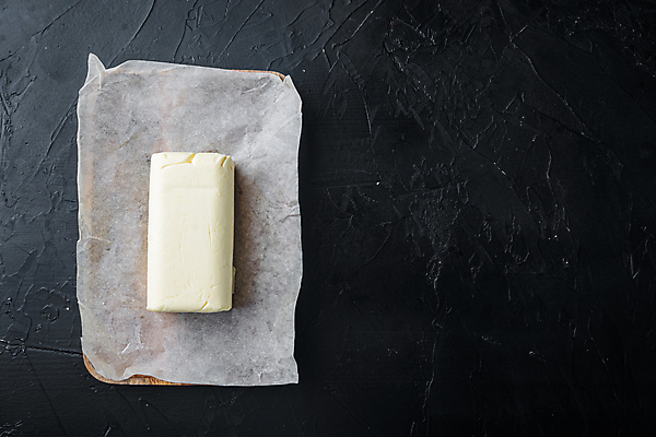 포토 JPG 해외이미지 식재료 검은배경 실내 사람없음 하이앵글 버터 종이호일 해외포토 뷰포인트 백그라운드 내부 검은색 파일형식 이미지허브