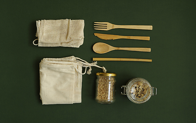 포토 JPG 해외이미지 포크 유리병 사람없음 숟가락 솔 그물 나이프 대나무 향신료 오브젝트 에코 친환경 재활용품 친환경제품 대나무빨대 해외포토 나무 식기 병_용기 수저 빨대 환경 재활용 칼 향미료 파일형식 이미지허브