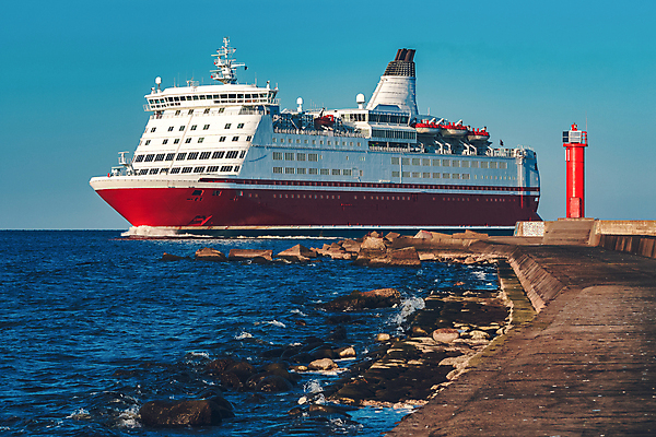 포토 JPG 해외이미지 주간 바다 등대 항해 사람없음 야외 항구 큼 유람선 크루즈 해외포토 자연요소 배_교통 교통시설 크기 파일형식 이미지허브