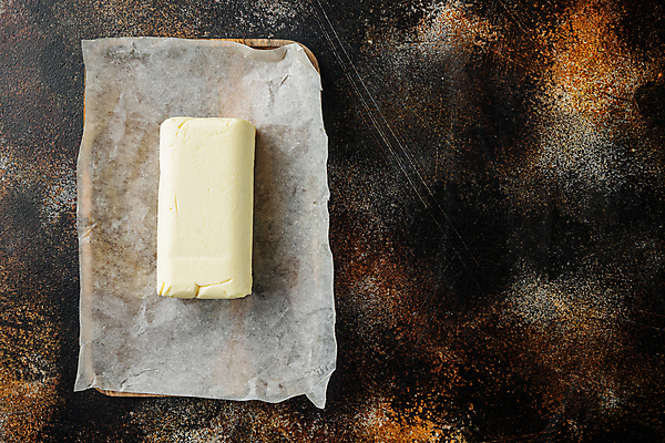 포토 JPG 해외이미지 식재료 검은배경 실내 사람없음 하이앵글 버터 종이호일 해외포토 뷰포인트 백그라운드 내부 검은색 파일형식 이미지허브