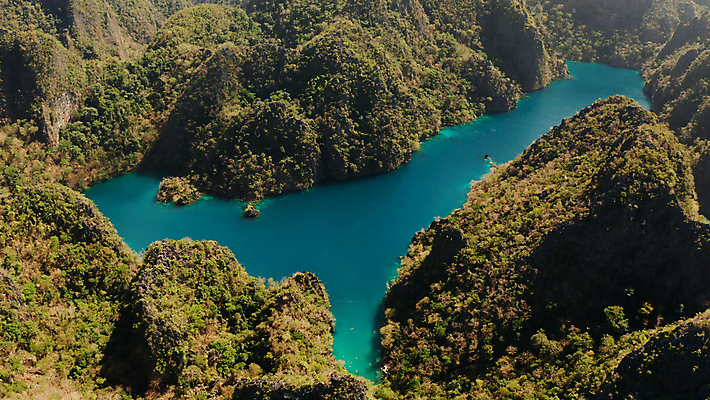 포토 JPG 해외이미지 아시아 호수 섬 여행 자연 산 안테나 풍경 사람없음 물 파란색 만 석호 터키석 파라다이스 해외포토 자연요소 나라 컬러 통신 보석 생태계 파일형식 이미지허브