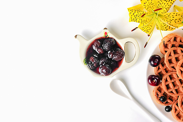 포토 JPG 해외이미지 커피 클리핑패스 음식 빵 재료 포장 디저트 샌드위치 건강 사람없음 갈색 쌓기 크래커 쿠키 케이크 초콜릿 어둠 빵집 우유 흰색 원형 닫기 달콤 맛 아침식사 정상 설탕 굽기 먹기 크림 패키지 버터 코코아 승진 찌그러짐 고립 깨짐 바닐라 핸드메이드 해외포토 도형 음료 컬러 컨셉 모션 유제품 상점 식사 구이 파일형식 이미지허브