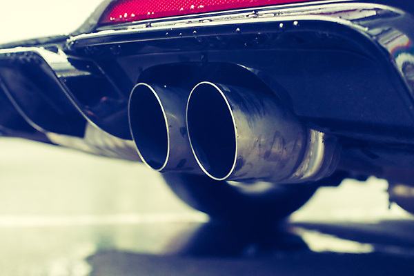 포토 JPG 해외이미지 상징 자동차 사람없음 환경 힘 공연 도시 휘발유 오브젝트 속도 가스 엔진 모터 배기가스 힘찬 해외포토 육상교통 컨셉 이벤트 석유 파일형식 이미지허브