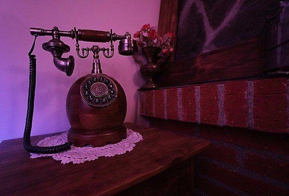 포토 JPG 해외이미지 파도 비즈니스 통신 주택 사람없음 목재 스마트폰 반려동물 유행 외침 골동품 반지 큼 향수 묘사 보고서 복고 부름 통화 다이얼 영수증 우표 구식 옛날 해외포토 나무 동물 바다 재료 장신구 모션 건물 금융 핸드폰 스마트기기 소리 화장품 크기 파일형식 이미지허브