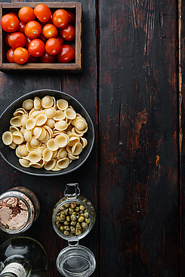 포토 JPG 해외이미지 사람없음 공백 껍질 밀 참치 성분 통조림 병조림 생식 핸드메이드 카피스페이스 해외포토 곡류 어류 파일형식 이미지허브