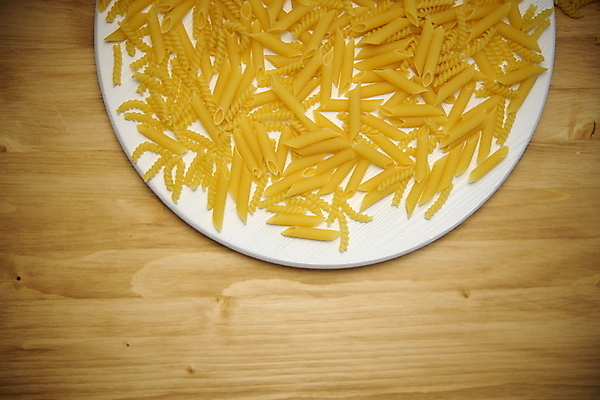 포토 JPG 해외이미지 모양 전통 문화 음식 백그라운드 다이어트 재료 넥타이 건조 파스타 건강 스파게티 종류 요리 사람없음 초록색 노란색 식사 저녁식사 이탈리아 흰색 그룹 밀 수집 지중해 먹기 국수 질감 날것 모음 타입 점심식사 고립 마카로니 생식 섞기 채식주의자 탄수화물 파르팔레 페투치네 펜네 탈리아텔레 해외포토 잡화 유럽 바다 컬러 모션 곡류 서양음식 한글 면류 채식 파스타면 파일형식 이미지허브