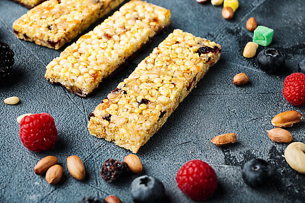 포토 JPG 해외이미지 회색배경 실내 사람없음 달콤 블루베리 산딸기 땅콩 건강식품 에너지바 해외포토 음식 백그라운드 과일 건강 내부 회색 견과류 맛 파일형식 이미지허브