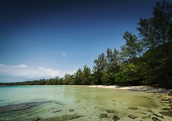포토 JPG 해외이미지 아시아 모래 바다 섬 동양인 사람없음 맑음 침묵 캄보디아 멀리 파라다이스 해외포토 나라 날씨 인종 소리 파일형식 이미지허브
