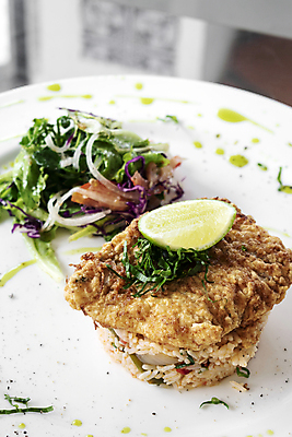 포토 JPG 해외이미지 채소 밥 사람없음 샐러드 해물요리 튀김 라임 대구 스페인요리 스페인음식 해외포토 음식 과일 서양음식 어류 스페인 해산물 파일형식 이미지허브