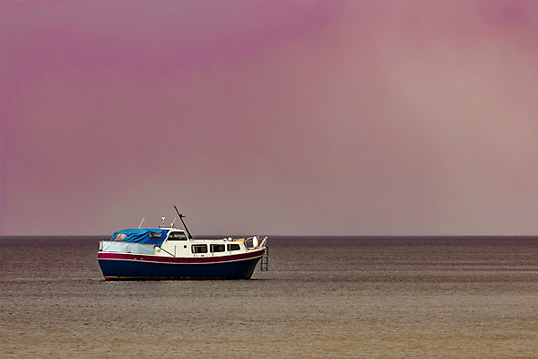 포토 JPG 해외이미지 주간 바다 항해 사람없음 야외 작음 크루즈 해외포토 자연요소 배_교통 크기 파일형식 이미지허브